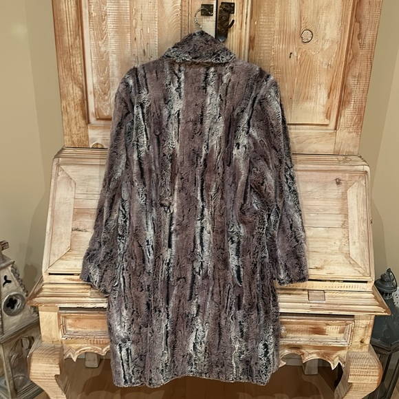 Johnny Was Foxy Faux Fur Jacket - Picture 4 of 6